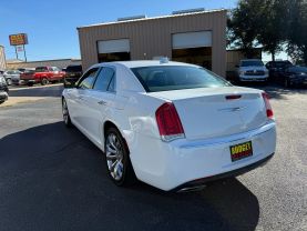 2020 CHRYSLER 300 SEDAN WHITE AUTOMATIC - Budget Used Car Sales