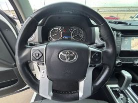 2017 TOYOTA TUNDRA CREWMAX PICKUP V8, FLEX FUEL, 5.7 LITER LIMITED PICKUP 4D 5 1/2 FT