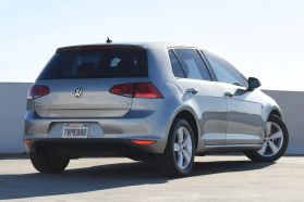 2017 VOLKSWAGEN GOLF HATCHBACK 4-CYL, TURBO, 1.8 LITER TSI WOLFSBURG EDITION HATCHBACK SEDAN 4D