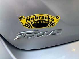 2014 FORD FOCUS SEDAN 4-CYL, PZEV, 2.0 LITER SE SEDAN 4D