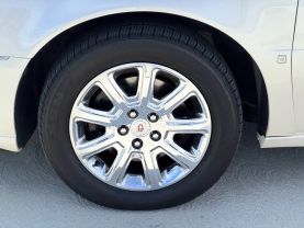 2009 CADILLAC DTS SEDAN V8, 4.6 LITER SEDAN 4D