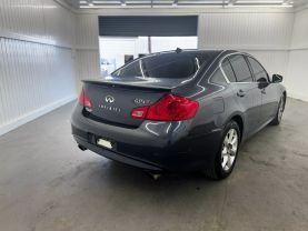 2011 INFINITI G
