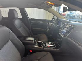 2018 CHRYSLER 300