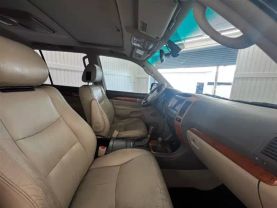 2004 LEXUS GX