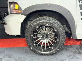 2011 RAM 1500 REGULAR CAB PICKUP V8, HEMI, 5.7 LITER ST PICKUP 2D 8 FT