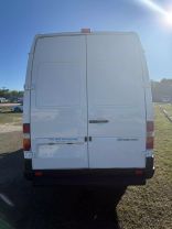 2003 Dodge Sprinter 2500 Cargo - Image 4