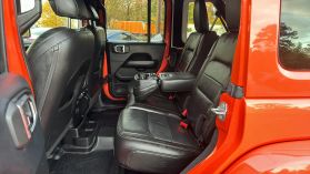 2018 Jeep Wrangler Unlimited - Image 30