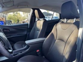2020 TOYOTA PRIUS HATCHBACK 4-CYL, HYBRID, 1.8 LITER XLE HATCHBACK 4D