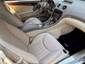 2011 MERCEDES-BENZ SL-CLASS CONVERTIBLE V8, 5.5 LITER SL 550 ROADSTER 2D
