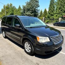 2010 CHRYSLER TOWN & COUNTRY VAN V6, 3.8 LITER TOURING MINIVAN 4D