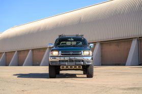 1999 TOYOTA HILUX SPORTS PICKUP TRUCK 1RZ-E -
