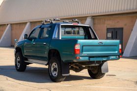 1999 TOYOTA HILUX SPORTS PICKUP TRUCK 1RZ-E -