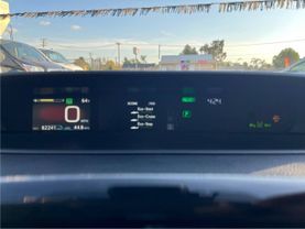 2020 TOYOTA PRIUS HATCHBACK 4-CYL, HYBRID, 1.8 LITER XLE HATCHBACK 4D