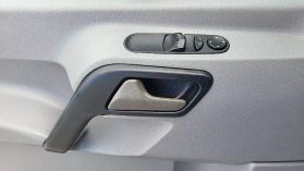 2015 Mercedes-benz Sprinter 2500 Cargo Standard Roof W/144" Wb Van 3d - Image 13