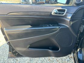 2020 JEEP GRAND CHEROKEE SUV V6, VVT, 3.6 LITER LAREDO E SPORT UTILITY 4D at T&T Repairables - used car dealership in Spencer, Indiana.