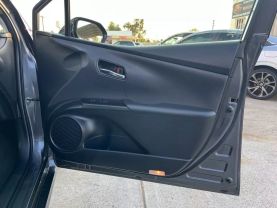 2020 TOYOTA PRIUS HATCHBACK 4-CYL, HYBRID, 1.8 LITER XLE HATCHBACK 4D