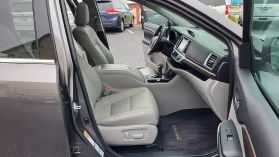 2016 Toyota Highlander Limited Sport Utility 4d - Image 26