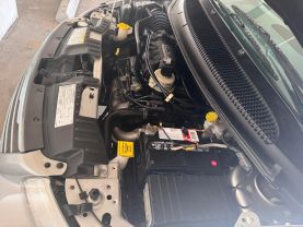 2005 CHRYSLER TOWN & COUNTRY VAN V6, 3.8 LITER TOURING MINIVAN 4D