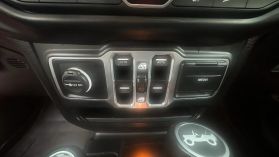 2018 Jeep Wrangler Unlimited - Image 43