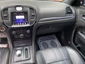 2015 CHRYSLER 300 SEDAN V6, 3.6 LITER 300S SEDAN 4D
