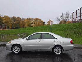 2004 TOYOTA CAMRY SEDAN 4-CYL, 2.4 LITER LE SEDAN 4D