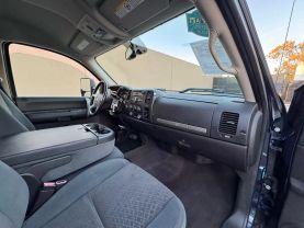 2007 CHEVROLET SILVERADO 2500 HD CREW CAB PICKUP V8, 6.0 LITER LT PICKUP 4D 6 1/2 FT