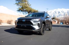 2022 TOYOTA RAV4 HYBRID SUV 4-CYL, HYBRID, 2.5 LITER SE SPORT UTILITY 4D