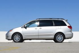 2009 TOYOTA SIENNA VAN V6, 3.5 LITER XLE LIMITED MINIVAN 4D