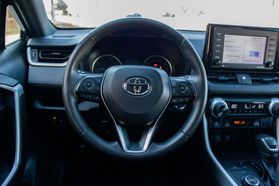 2022 TOYOTA RAV4 HYBRID SUV 4-CYL, HYBRID, 2.5 LITER SE SPORT UTILITY 4D