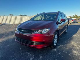 2020 CHRYSLER VOYAGER