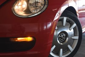 2012 VOLKSWAGEN BEETLE HATCHBACK 5-CYL, PZEV, 2.5 LITER 2.5L HATCHBACK 2D