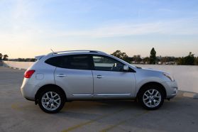 2011 NISSAN ROGUE SUV 4-CYL, 2.5 LITER SV SPORT UTILITY 4D