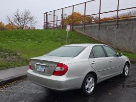 2004 TOYOTA CAMRY SEDAN 4-CYL, 2.4 LITER LE SEDAN 4D