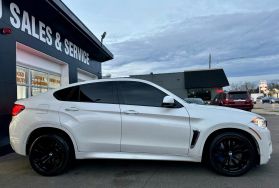 2016 BMW X6 M SUV V8, TWIN TURBO, 4.4 LITER SPORT UTILITY 4D