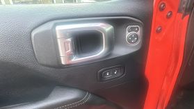 2018 Jeep Wrangler Unlimited - Image 32