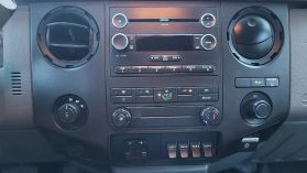 2015 Ford F350 Super Duty Super Cab Xl Utility Body 4x4 - Image 12