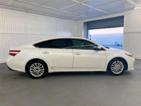 2013 TOYOTA AVALON