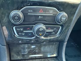 2020 CHRYSLER 300 SEDAN WHITE AUTOMATIC - Budget Used Car Sales