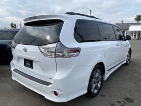 2014 TOYOTA SIENNA VAN V6, 3.5 LITER SE MINIVAN 4D