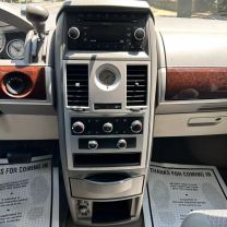 2010 CHRYSLER TOWN & COUNTRY VAN V6, 3.8 LITER TOURING MINIVAN 4D