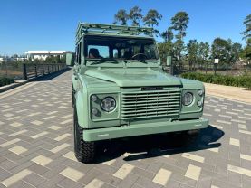 1993 LAND ROVER DEFENDER - - 110