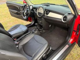 2014 MINI CLUBMAN HATCHBACK 4-CYL, 1.6 LITER COOPER HATCHBACK 3D
