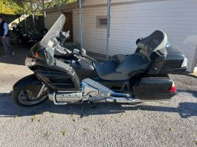 2008 HONDA GL18 G/W AUDIO/COMFORT/NAV MOTORCYCLES 6CYL. -