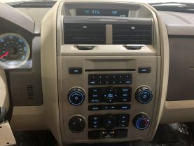 2010 FORD ESCAPE SUV 4-CYL, 2.5 LITER XLT SPORT UTILITY 4D