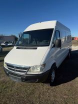 2003 Dodge Sprinter 2500 Cargo - Image 1