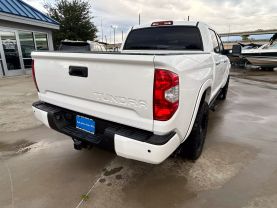 2017 TOYOTA TUNDRA CREWMAX PICKUP V8, FLEX FUEL, 5.7 LITER LIMITED PICKUP 4D 5 1/2 FT
