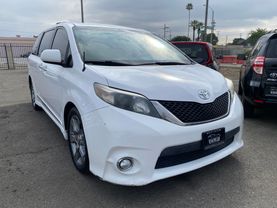 2014 TOYOTA SIENNA VAN V6, 3.5 LITER SE MINIVAN 4D