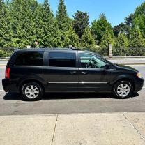 2010 CHRYSLER TOWN & COUNTRY VAN V6, 3.8 LITER TOURING MINIVAN 4D