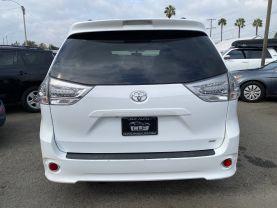 2014 TOYOTA SIENNA VAN V6, 3.5 LITER SE MINIVAN 4D