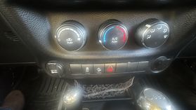 2012 Jeep Wrangler - Image 30